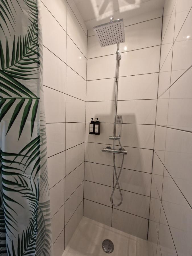 Appartement Independant Dans Maison Avec Jardinet, Au Calme Sérézin-du-Rhône Zewnętrze zdjęcie