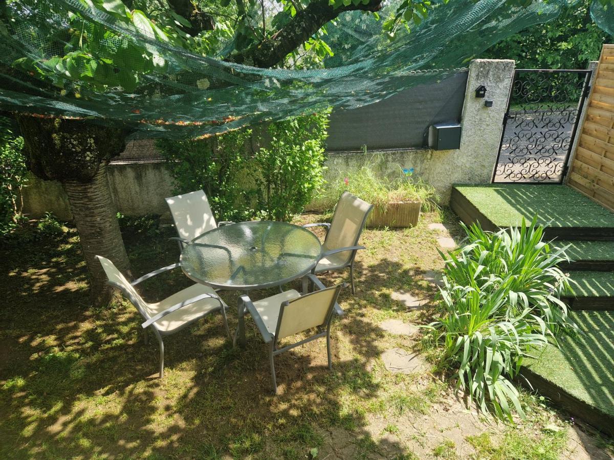 Appartement Independant Dans Maison Avec Jardinet, Au Calme Sérézin-du-Rhône Zewnętrze zdjęcie